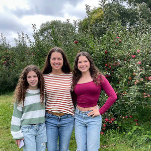 Meet your Posher, Brandi